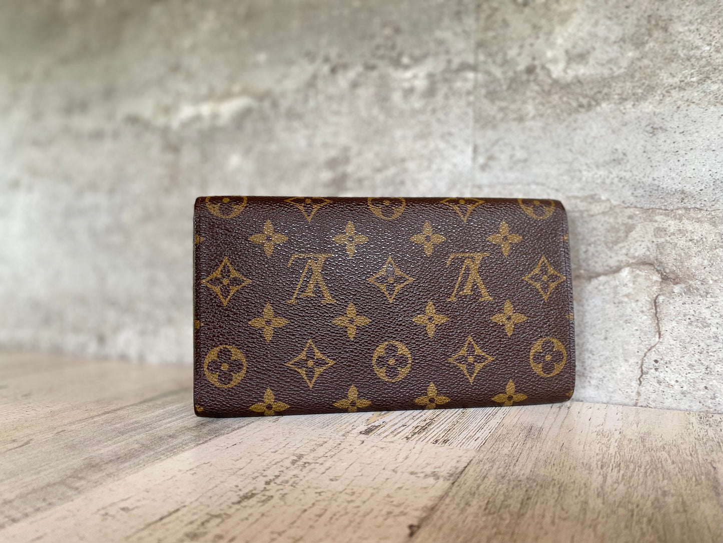 Preloved Tresor International Wallet