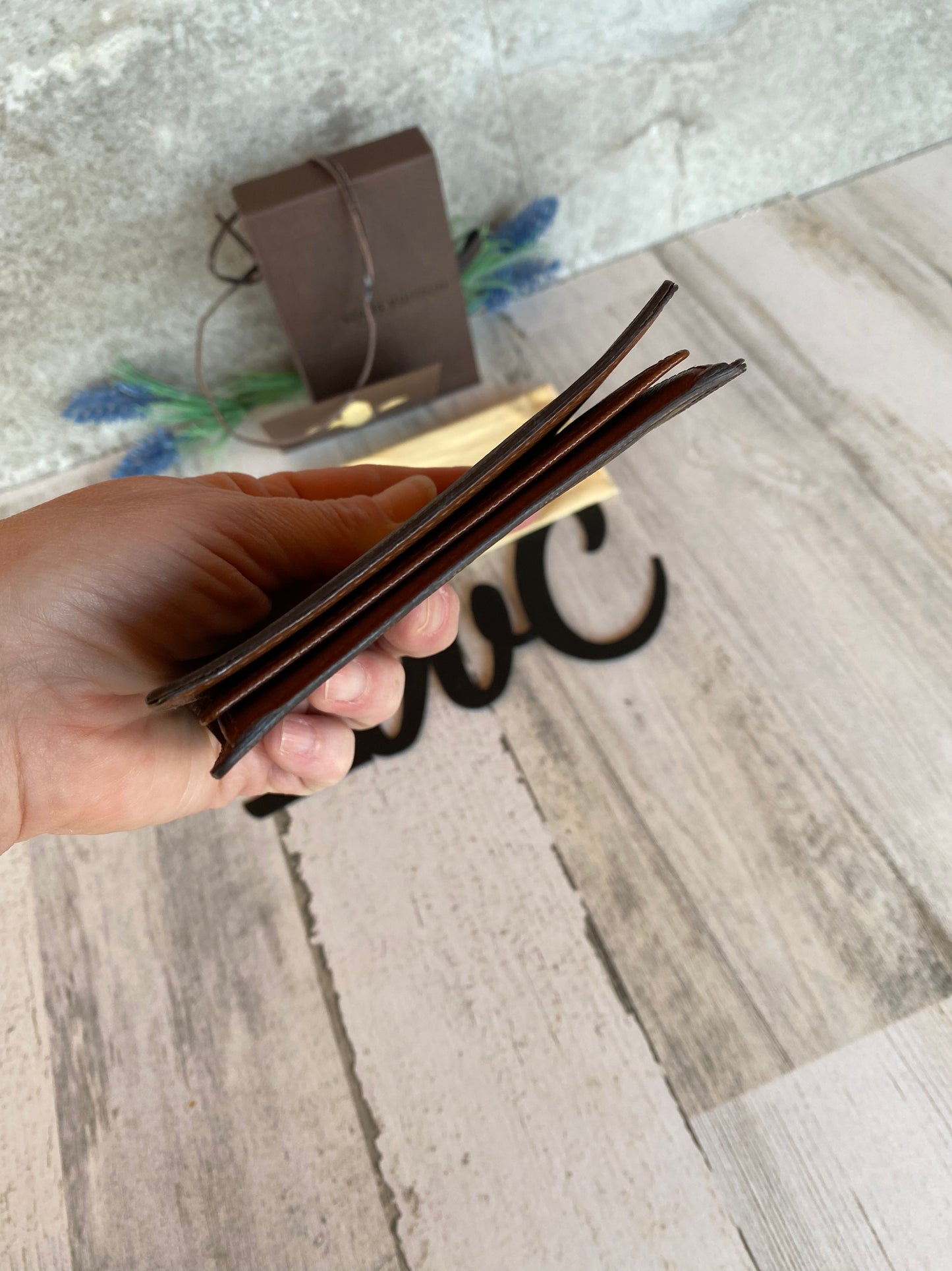 Preloved Authentic Bifold Wallet