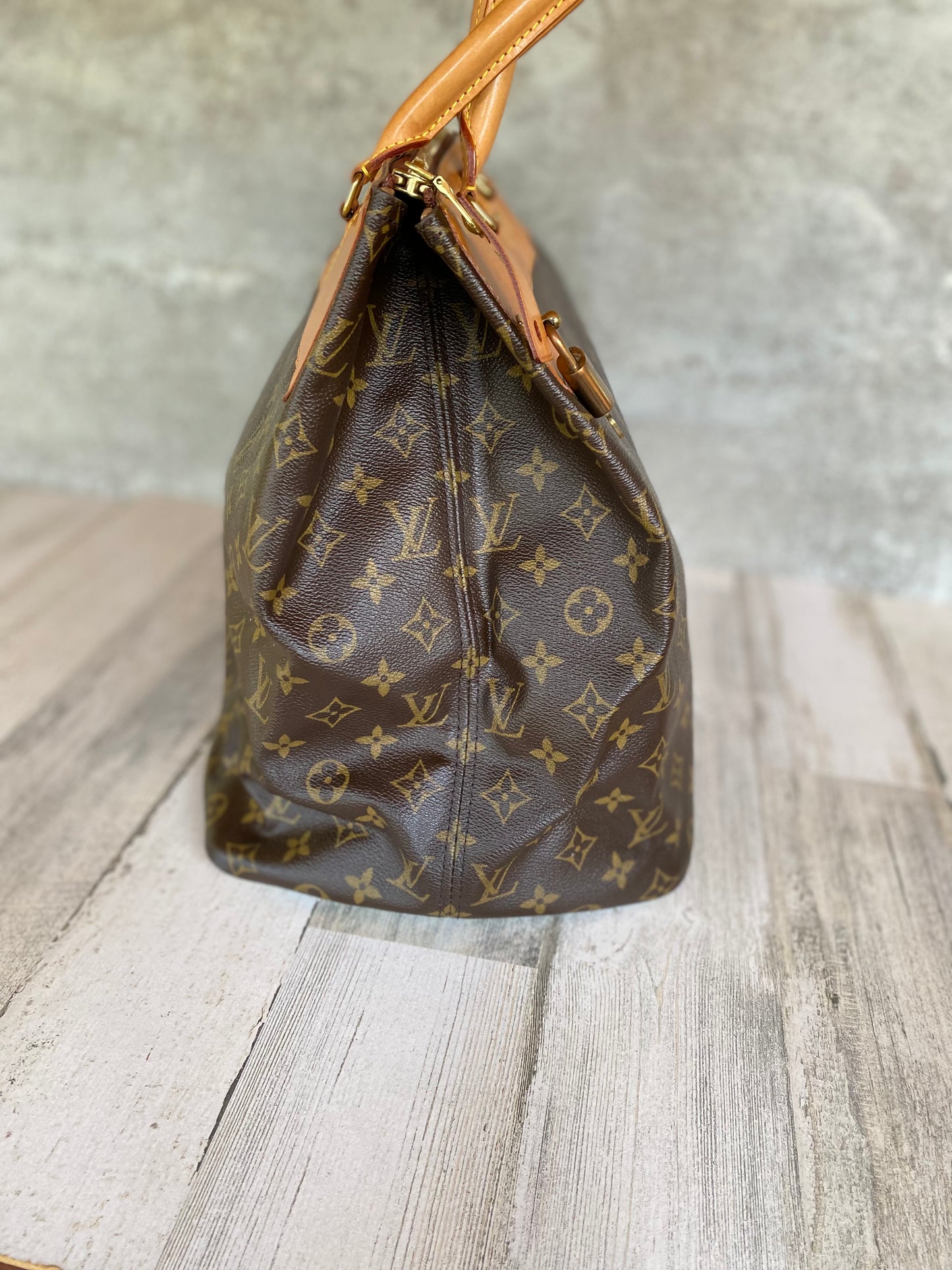 Preloved Authentic “Special Order” Greenwich Boston Bag