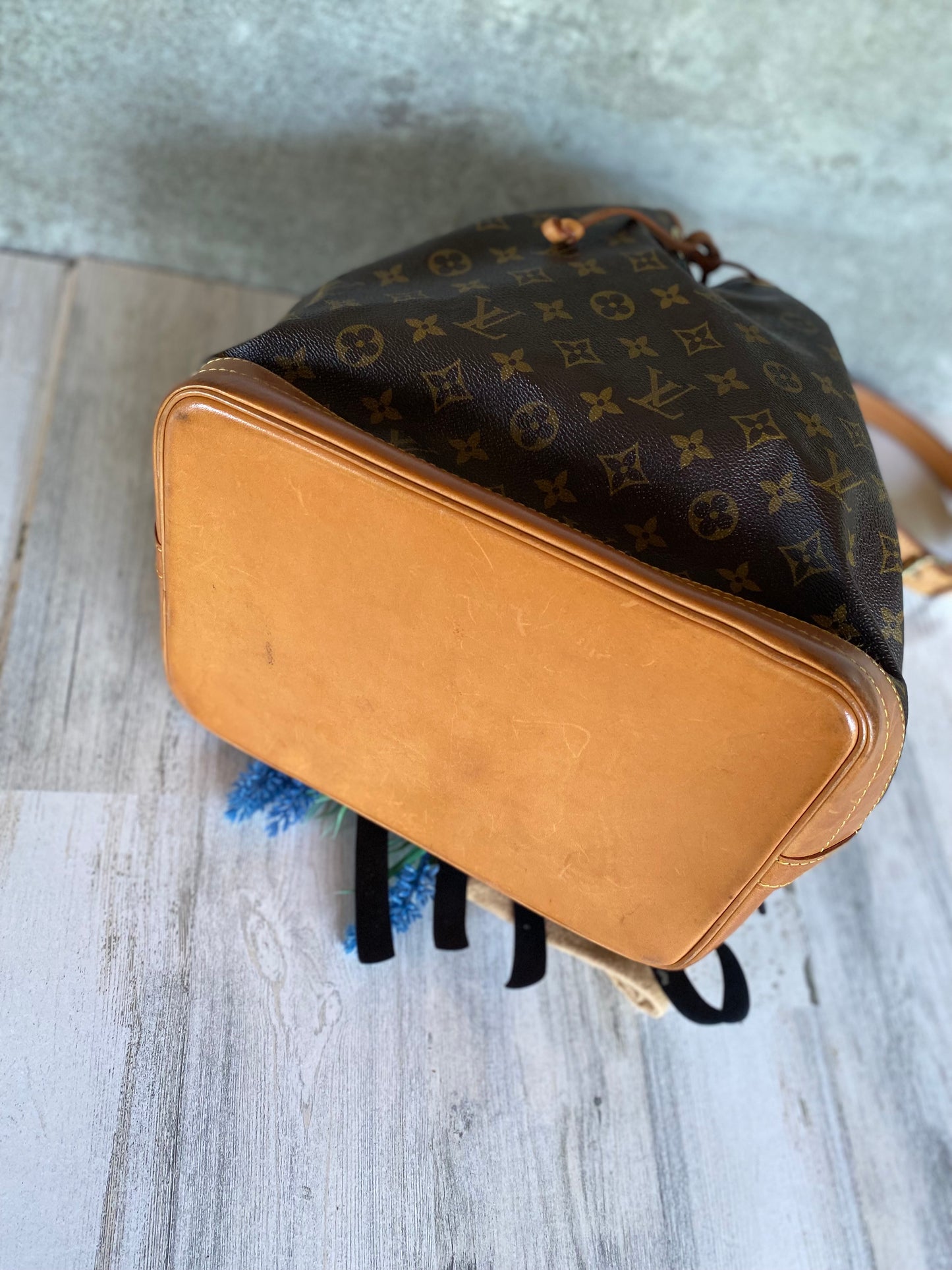 Preloved Authentic Noe GM shoulder tote