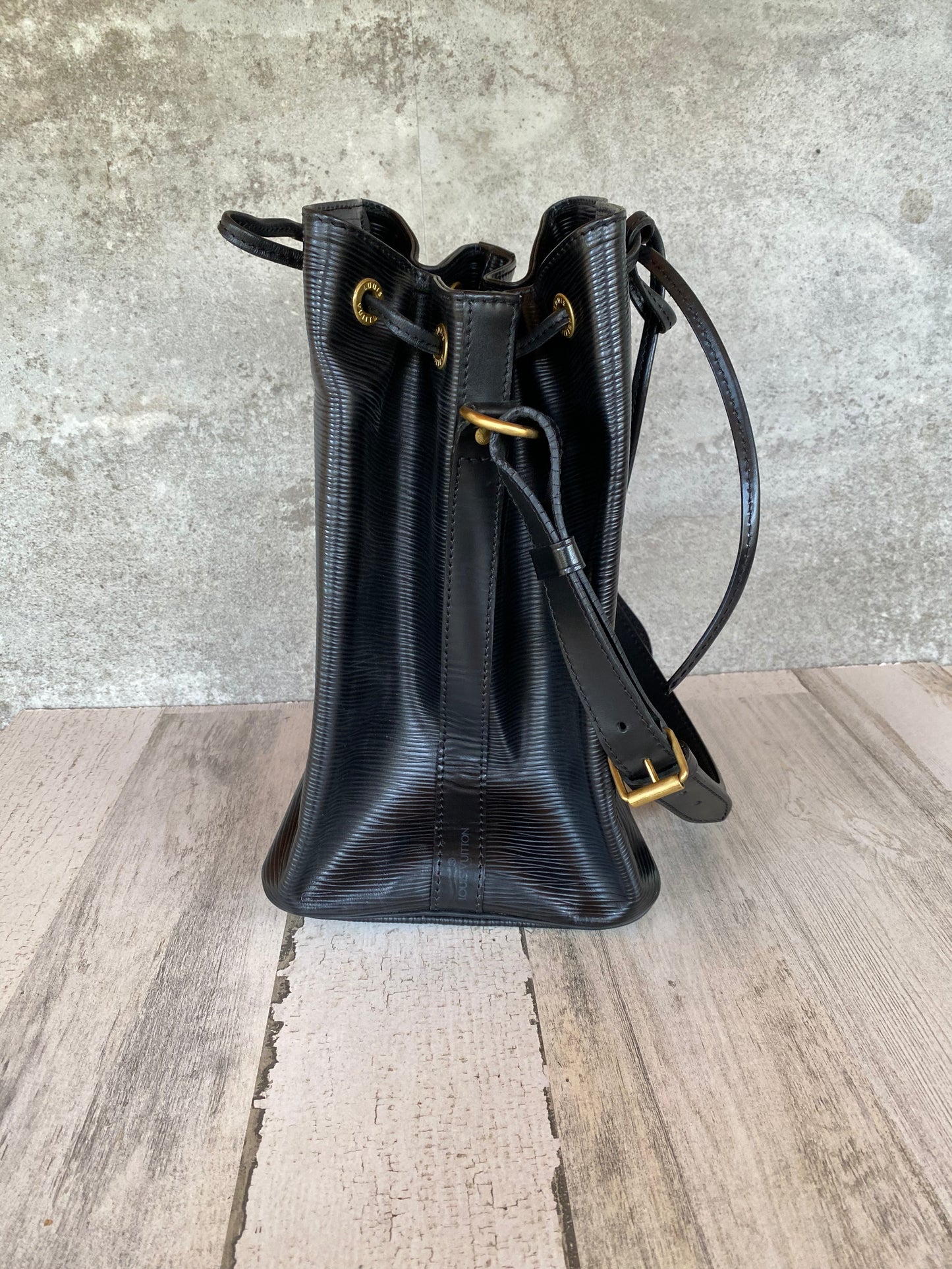 Preloved Petit Noe in Black Epi