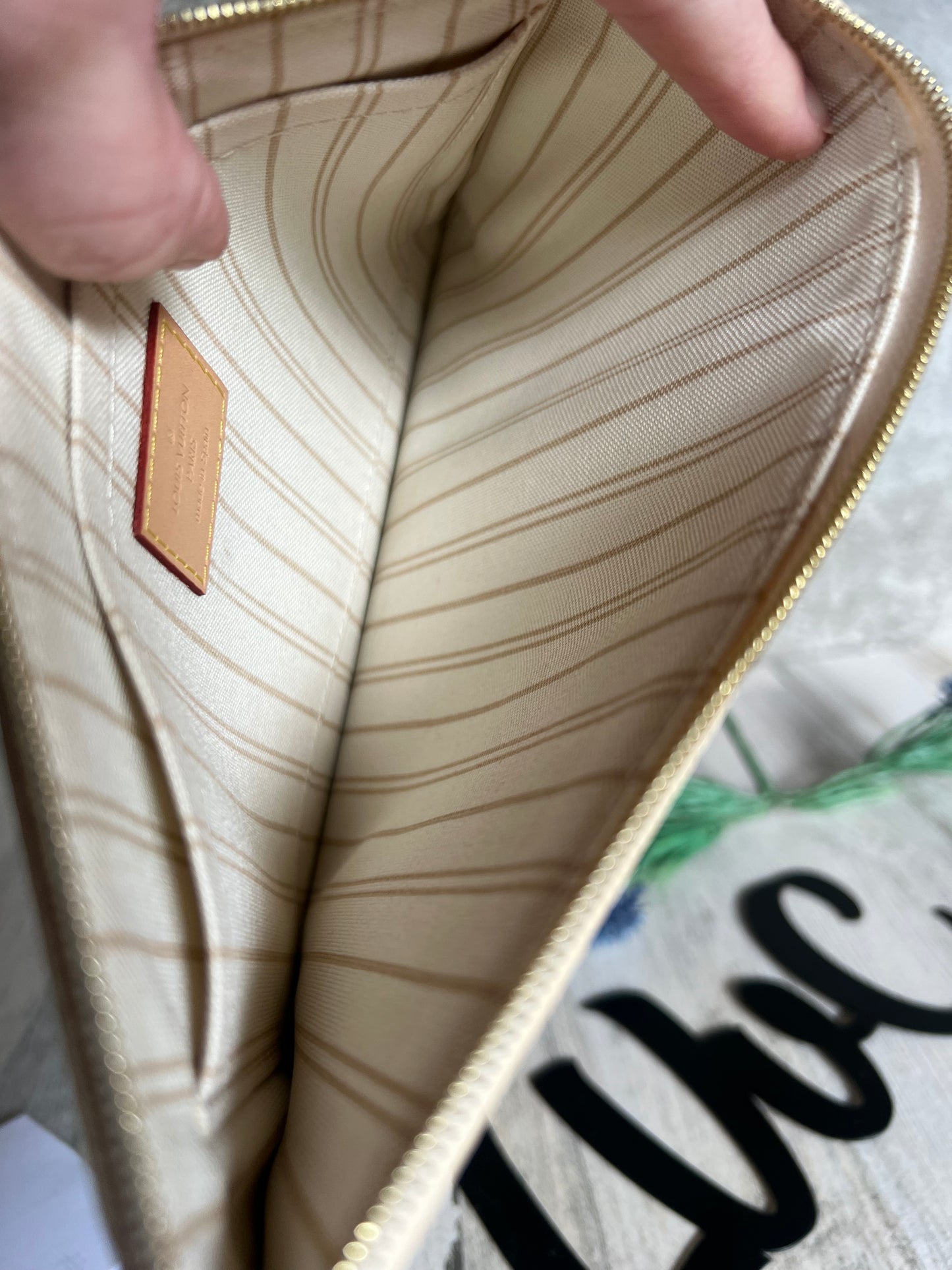 Preloved Authentic Pochette Wristlet