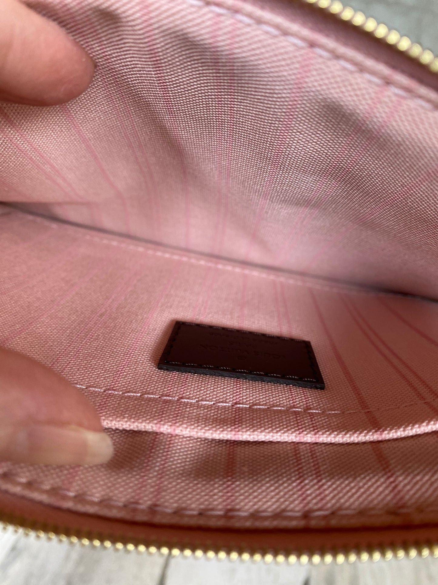 Preloved Authentic Pochette Wristlet