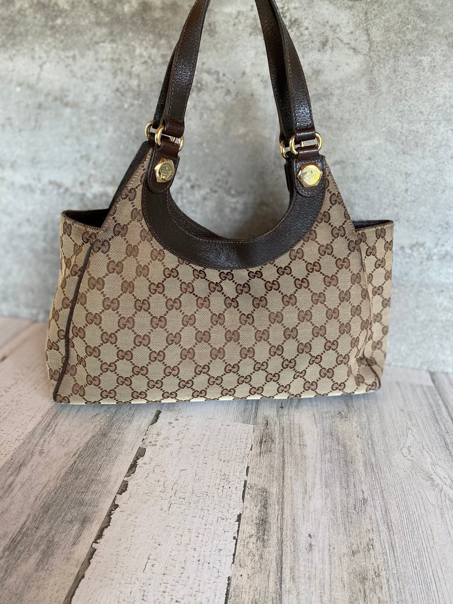 Preloved Authentic G G Shoulder Bag