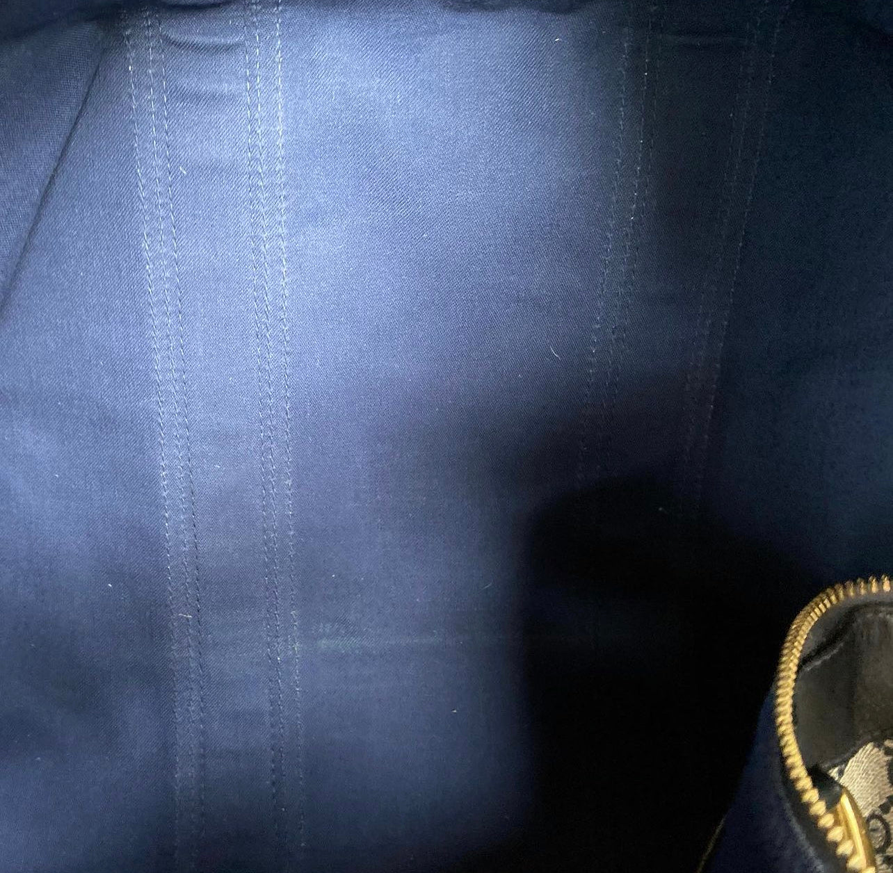 Preloved Authentic Vintage navy GG Duffle