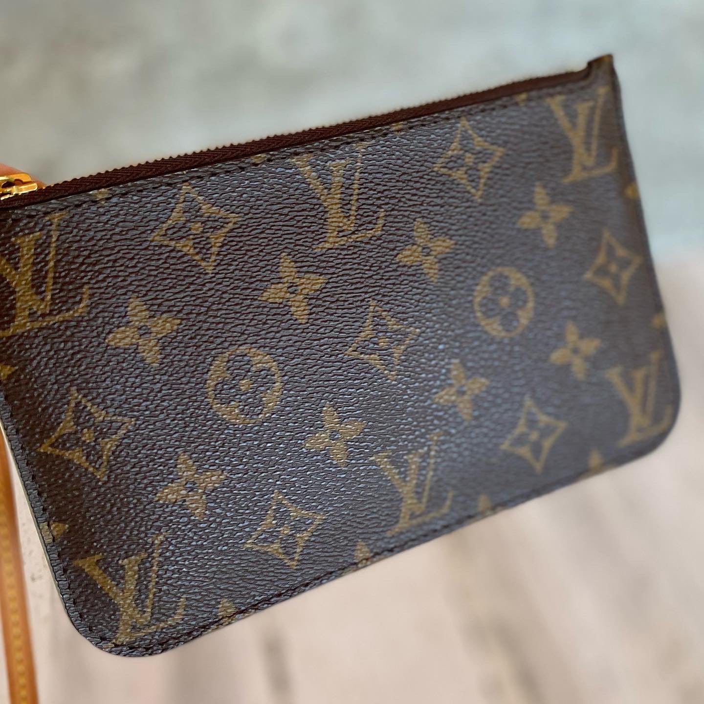 Preloved Neverfull Wristlet PM