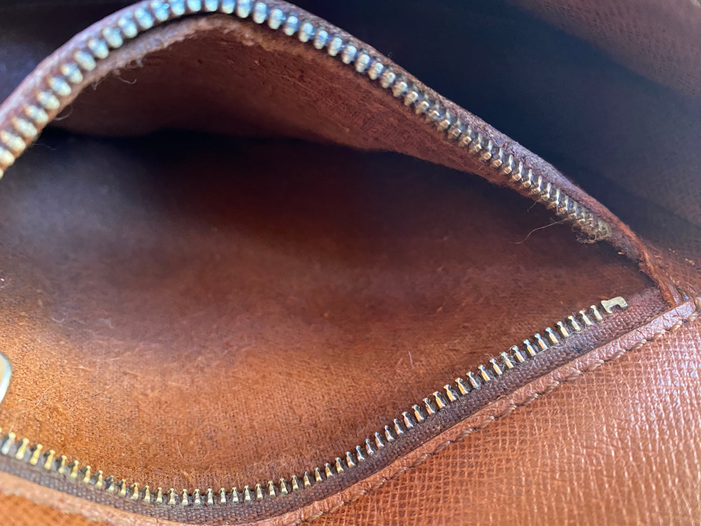 Authentic Preloved Vintage Chantilly PM crossbody