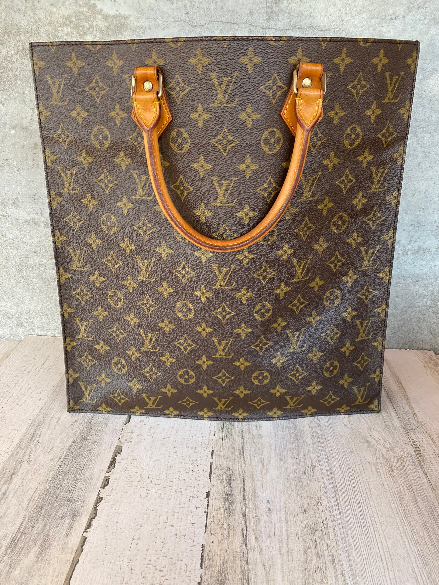 Preloved Sac Plat