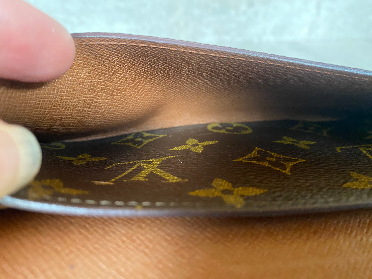 Authenticate Pre-Loved Porte Cartes Long Wallet