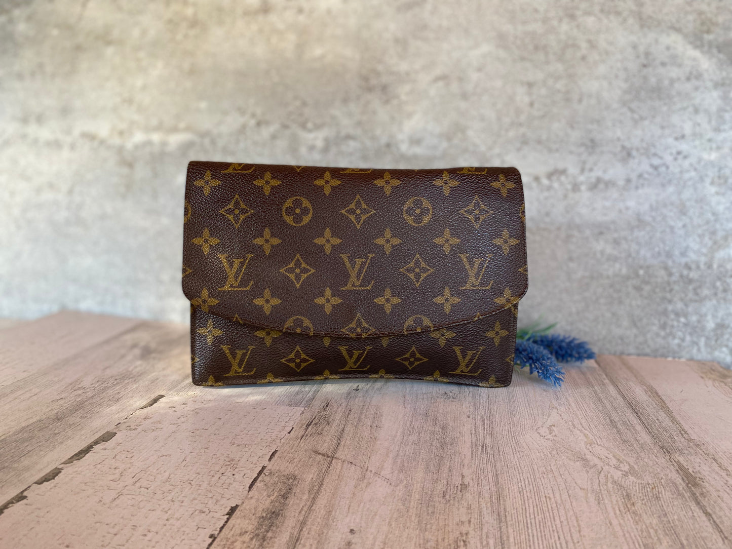 Preloved Authentic Pochette Rabat 23 Clutch