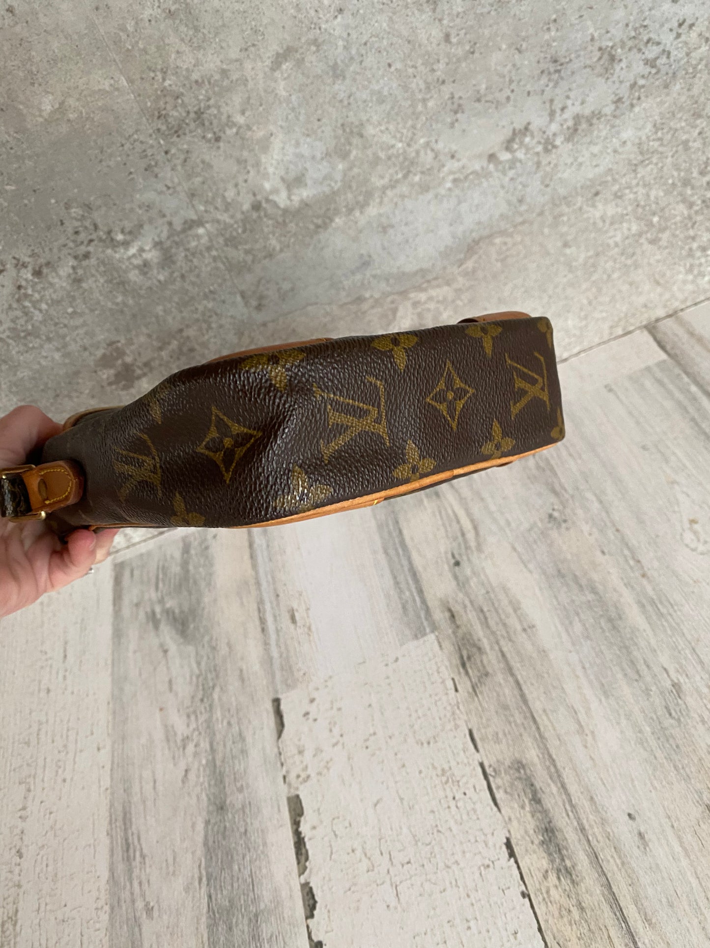 Preloved Authentic Danube Crossbody