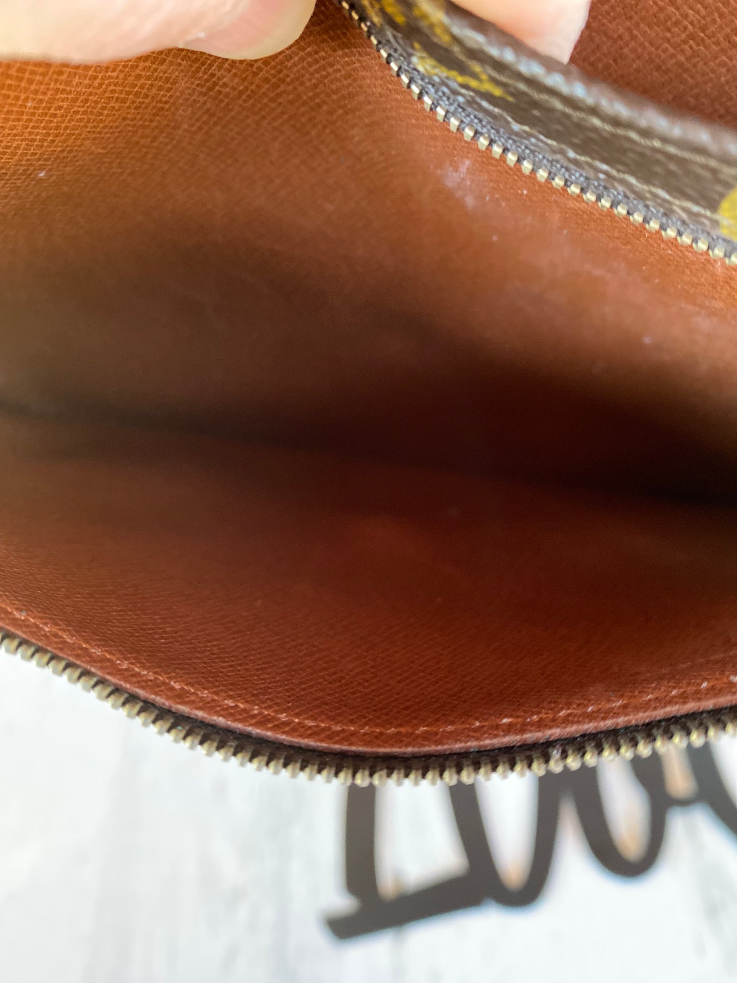 Preloved Authentic Pochette Rabat 23 Clutch