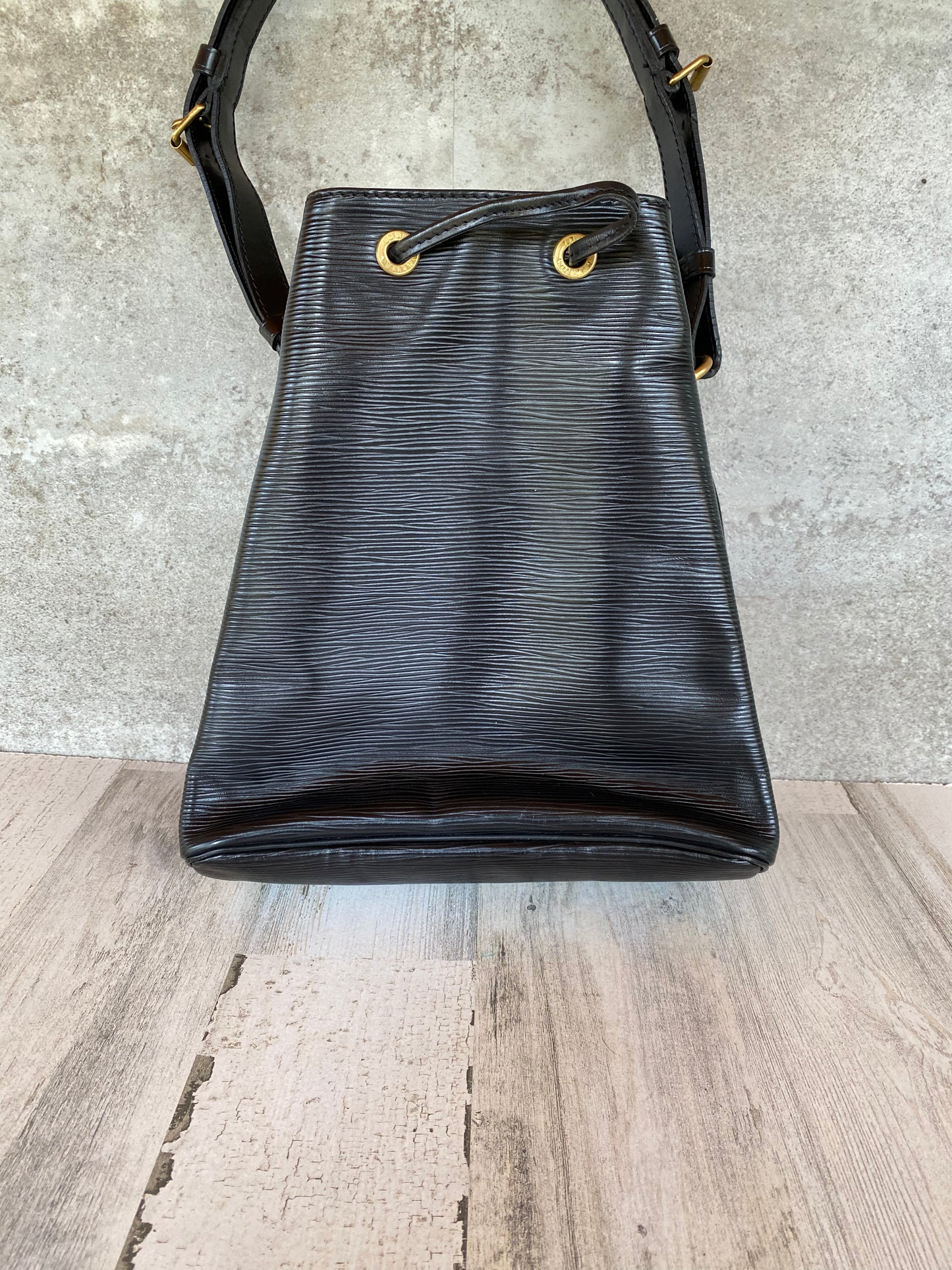 Preloved Petit Noe in Black Epi
