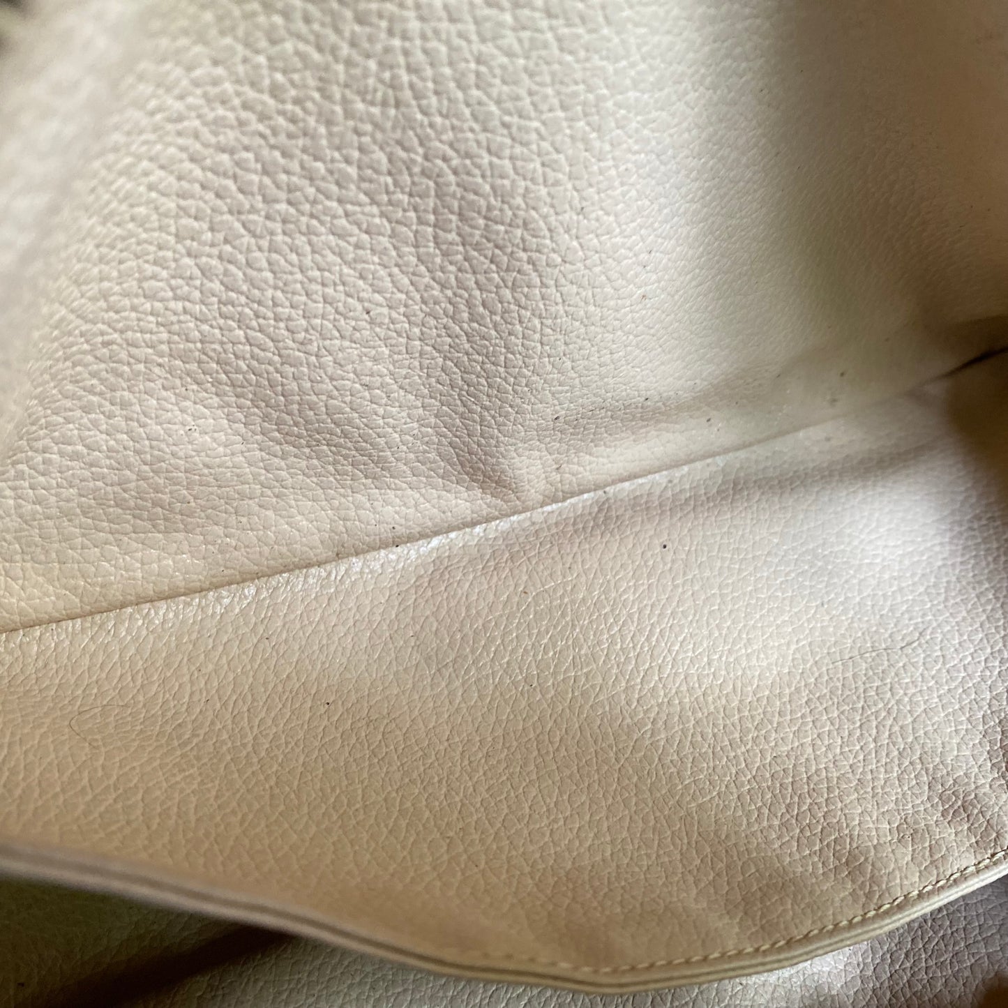 Preloved Trousse 28 Cosmetic Pouch