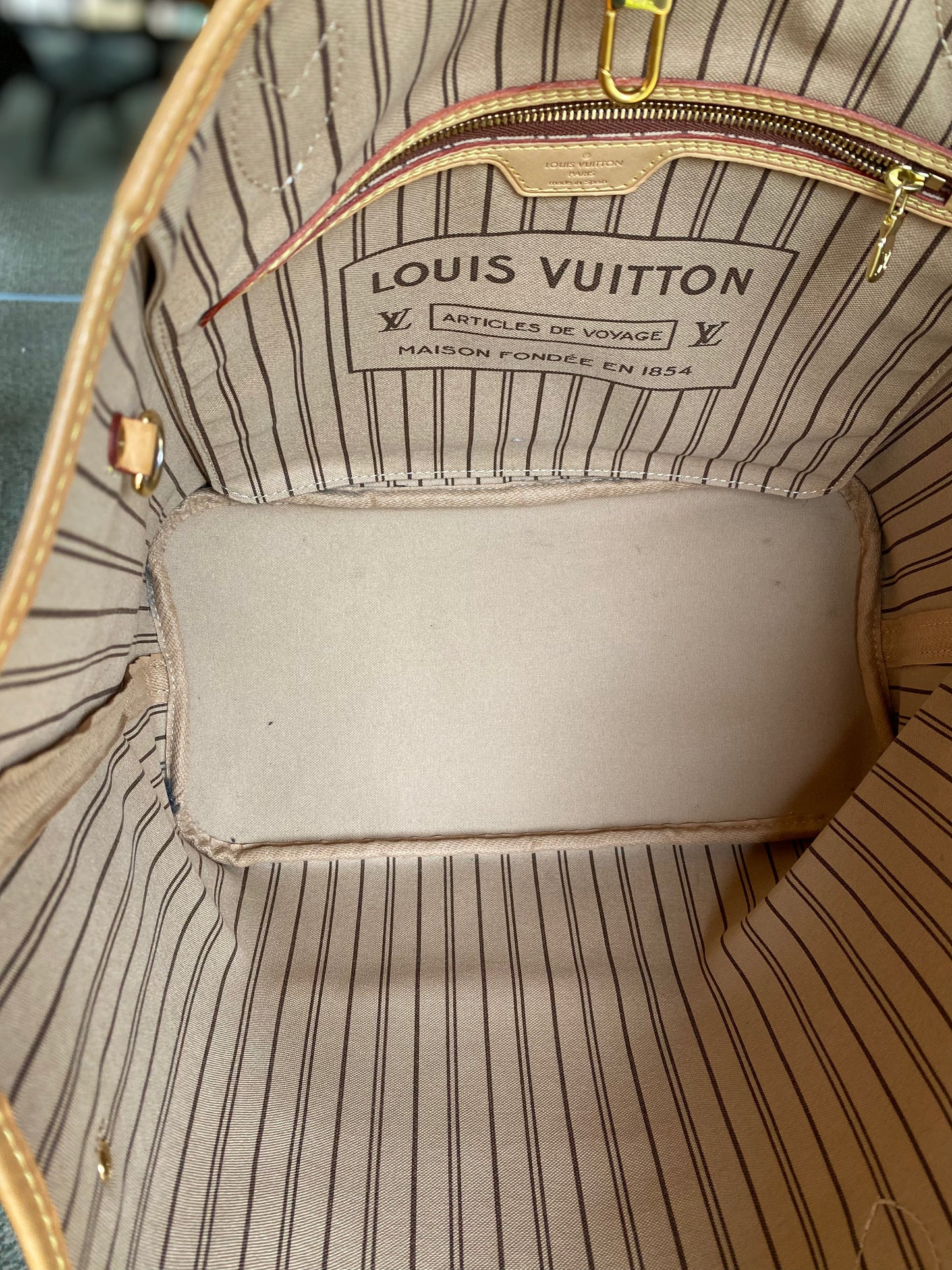 Preloved Neverfull MM with Pochette Wristlet