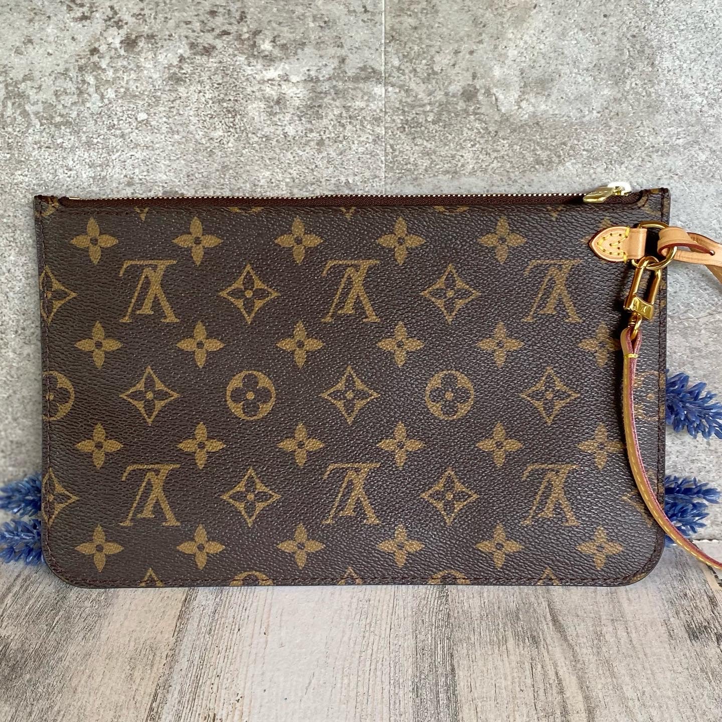 Preloved Neverfull MM with Pochette Wristlet