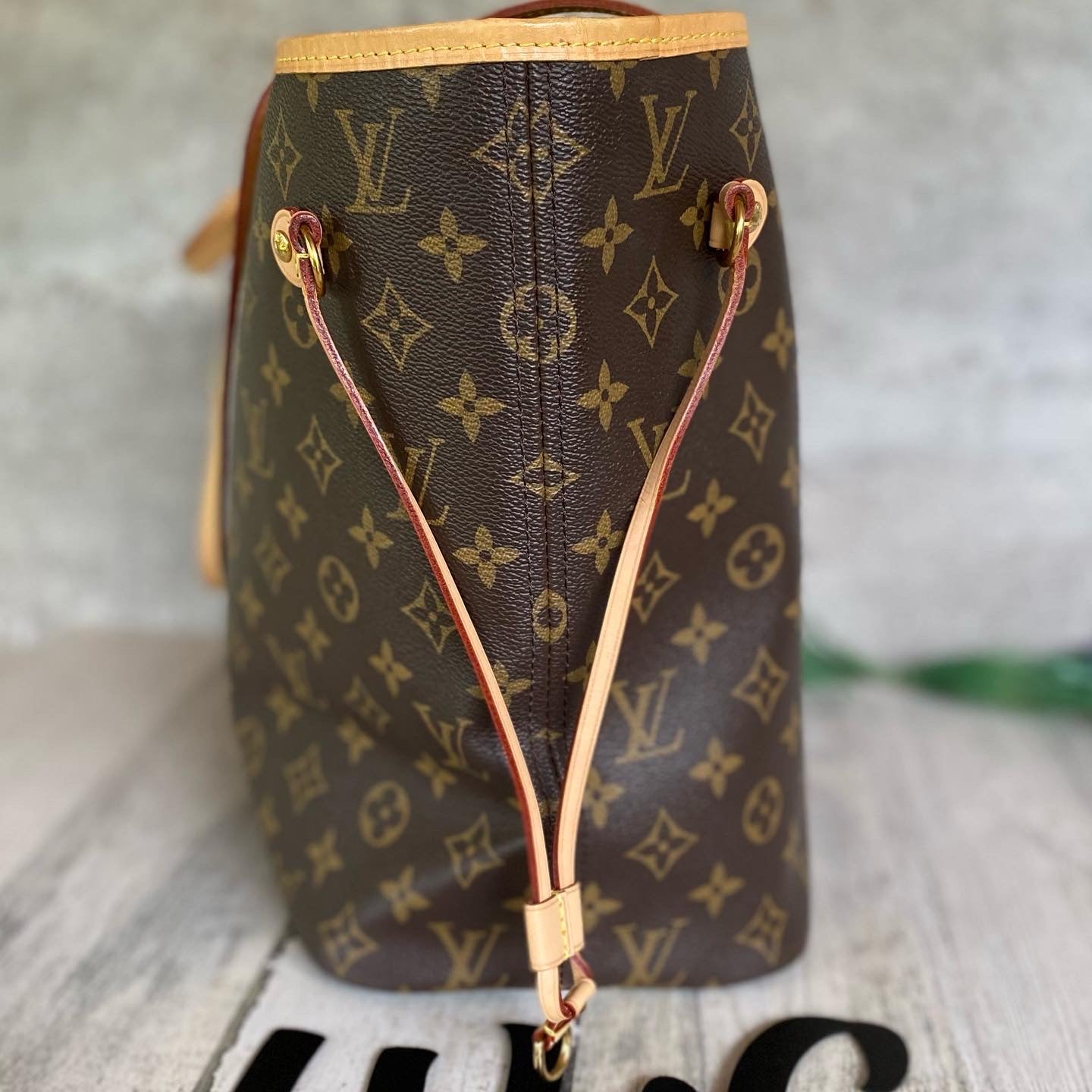 Preloved Neverfull MM with Pochette Wristlet