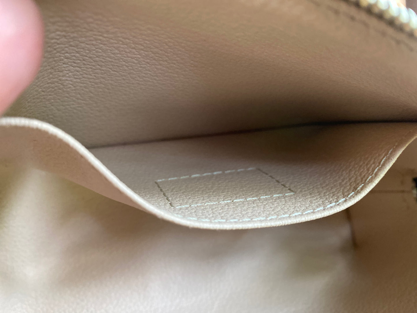 Preloved Authentic Cosmetic PM Pouch