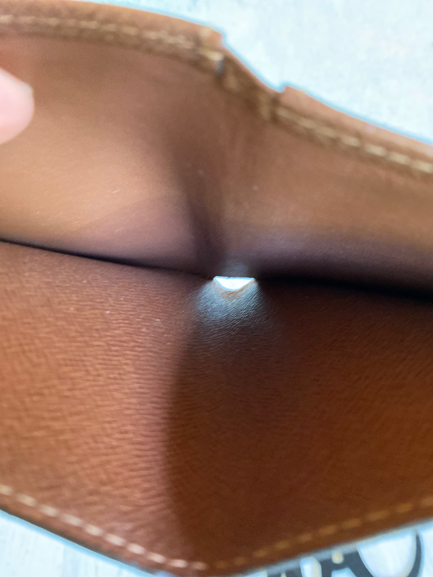 Preloved Authentic Bifold Mens Wallet