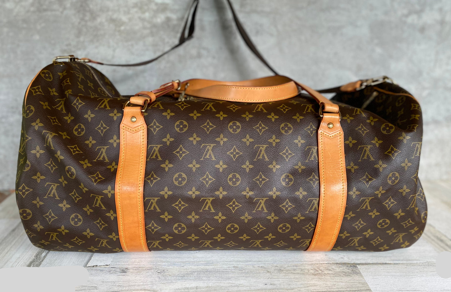 Preloved Authentic Polochon 65 Duffle