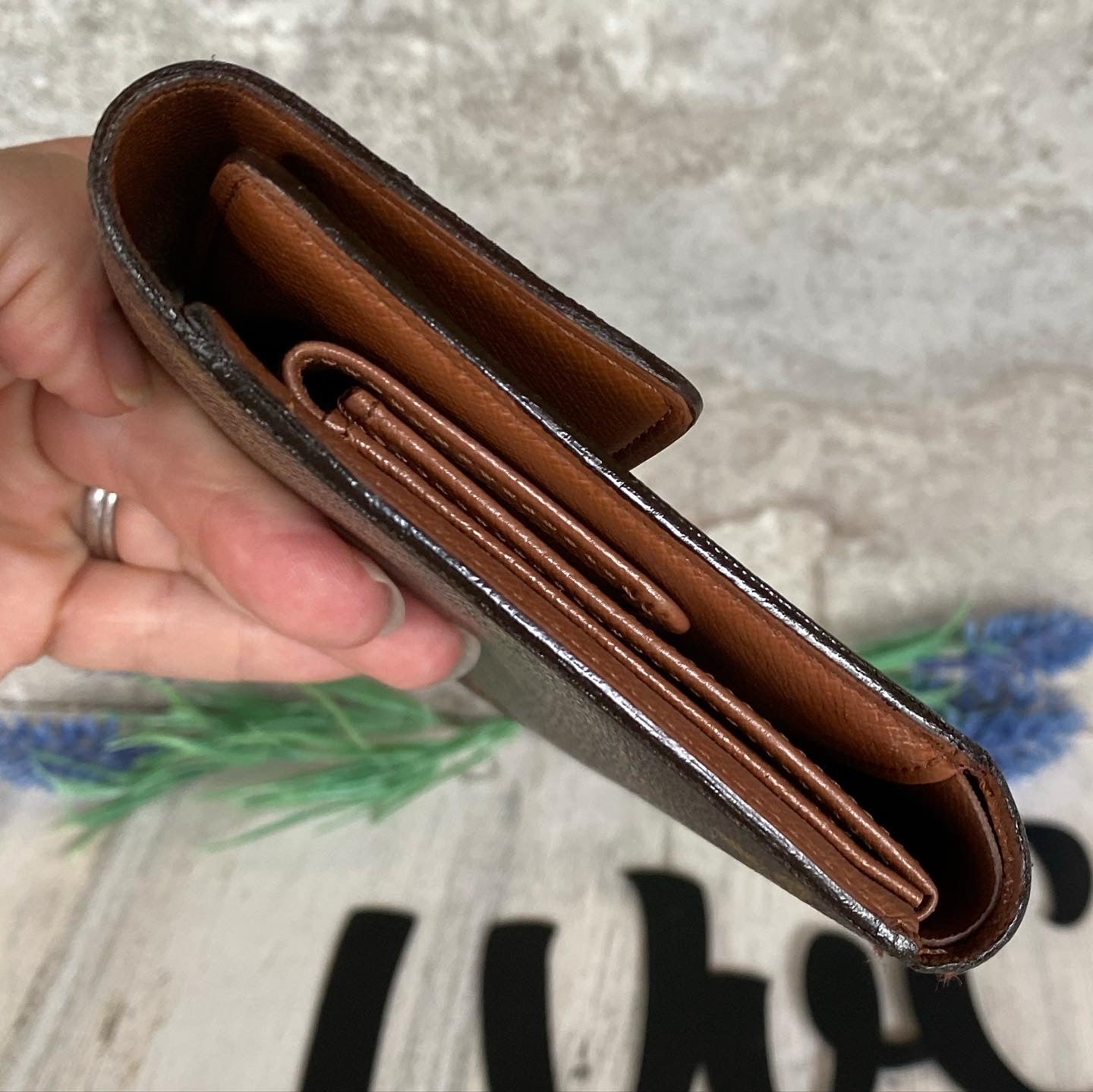 Preloved Porte Tresor EUTI Papiers Wallet