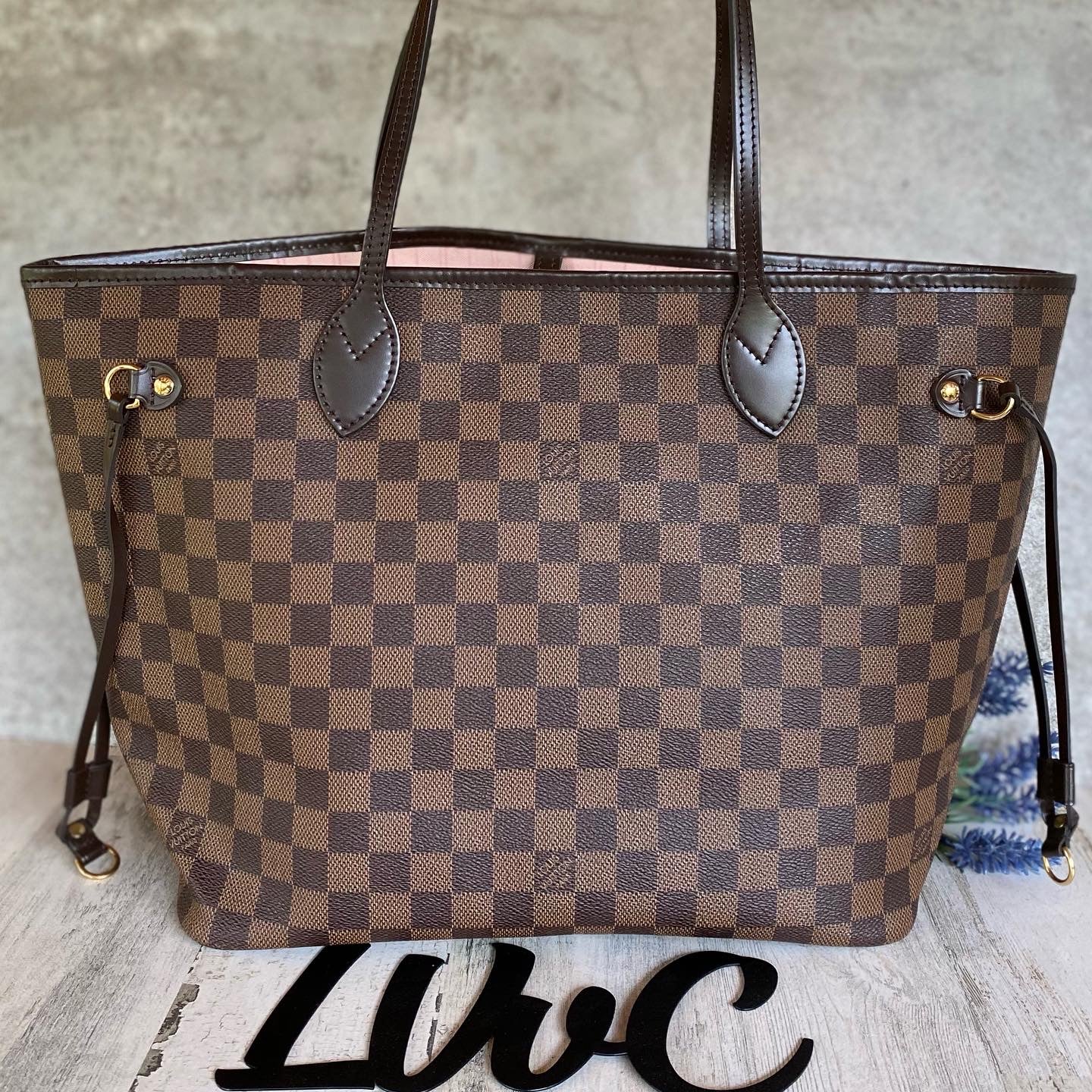 Preloved Authentic Neverfull MM Damier Ebene pink ballerine interior