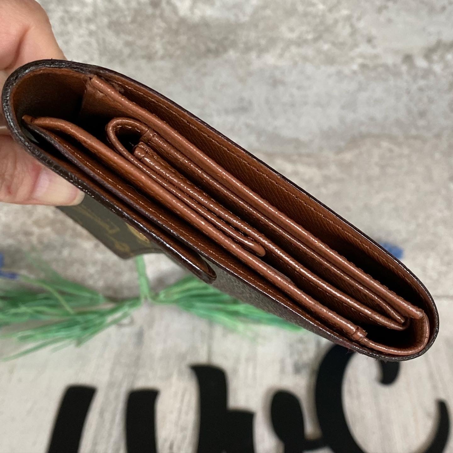 Preloved Porte Tresor EUTI Papiers Wallet