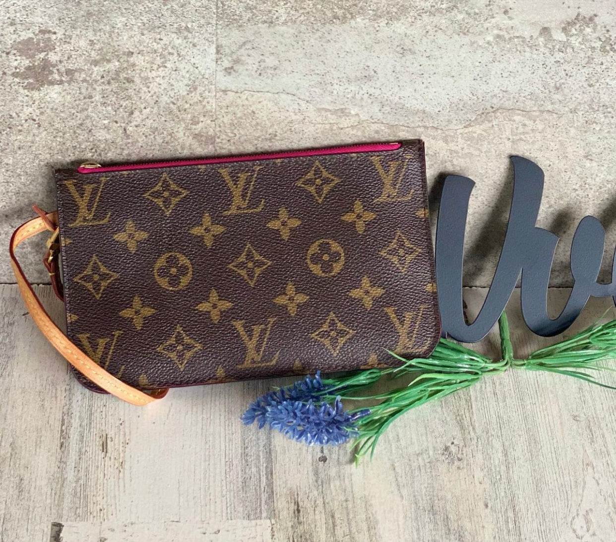 Preloved Authentic Pochette Wristlet PM