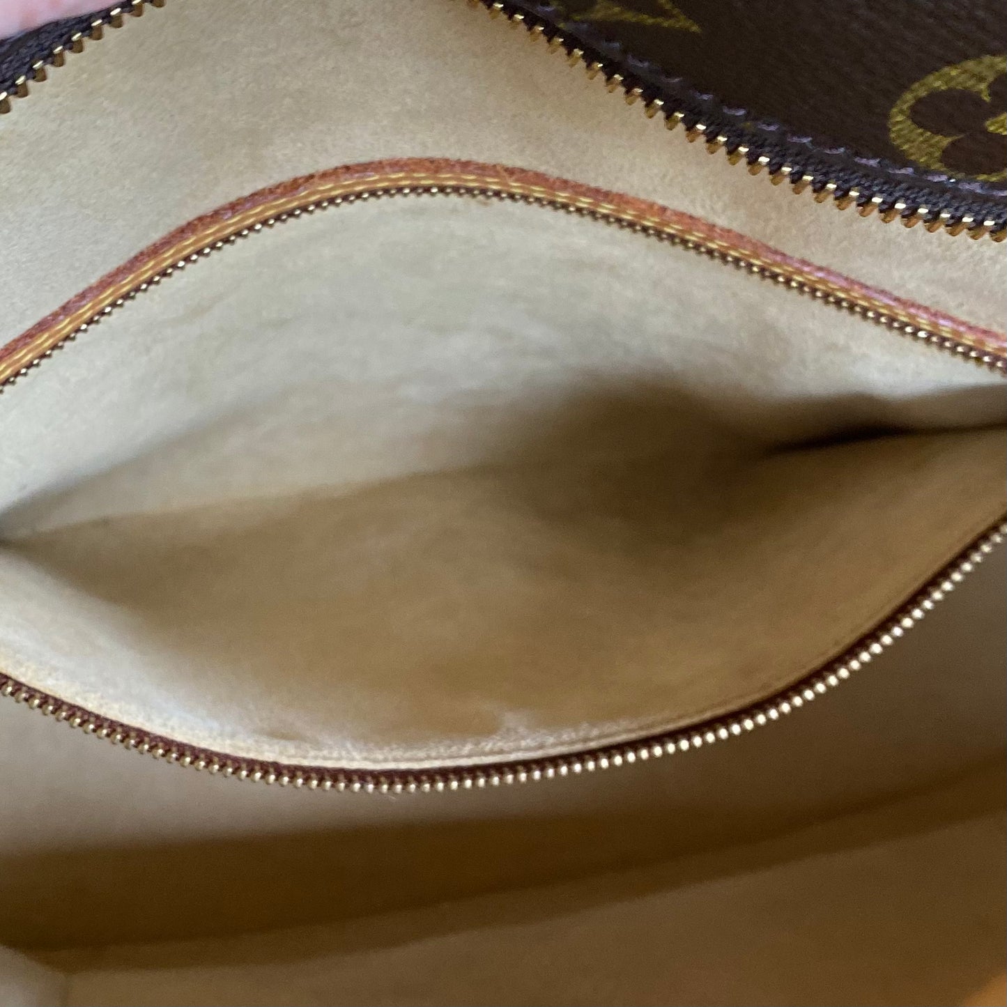 Preloved Authentic Babylone Tote