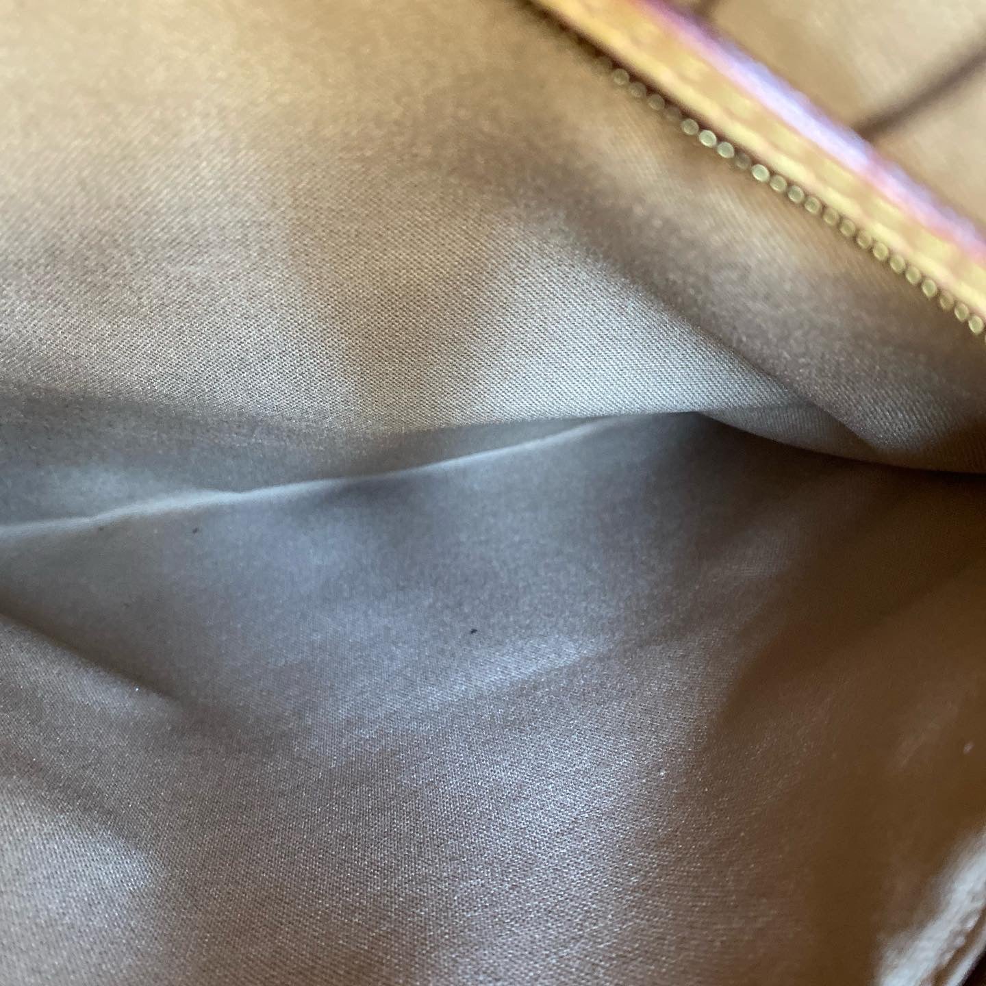 Preloved Authentic Delightful GM shoulder bag