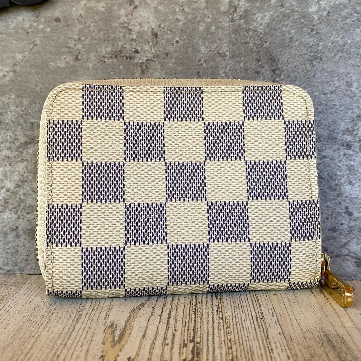 Preloved Zippy Coin Purse