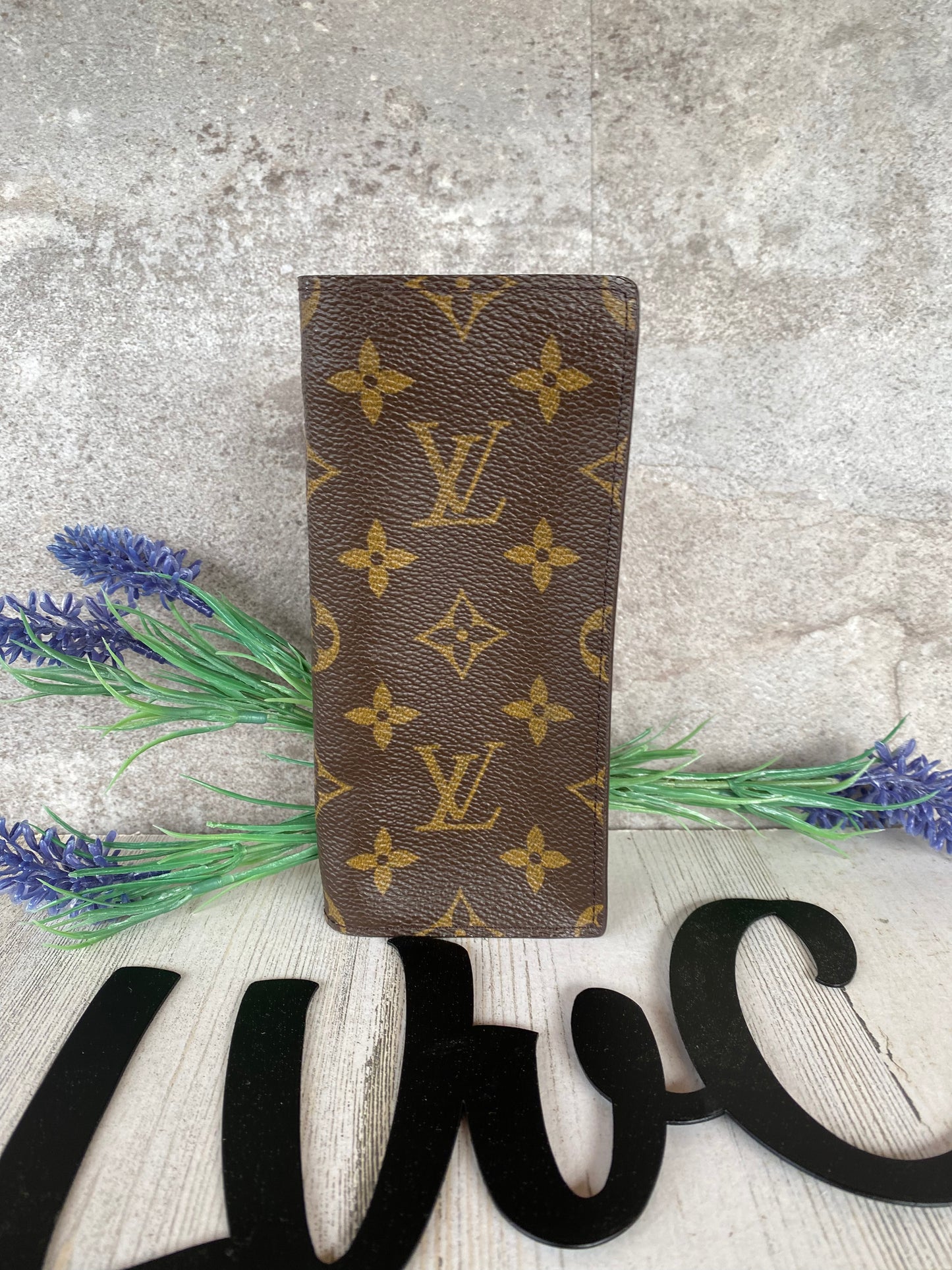 Preloved ETUI Lunette Case