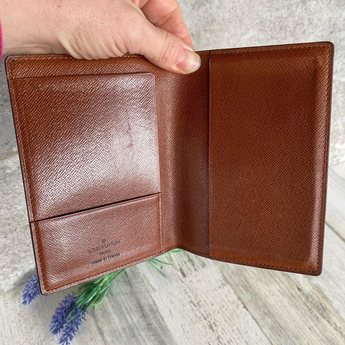 Preloved Authentic Passport Case