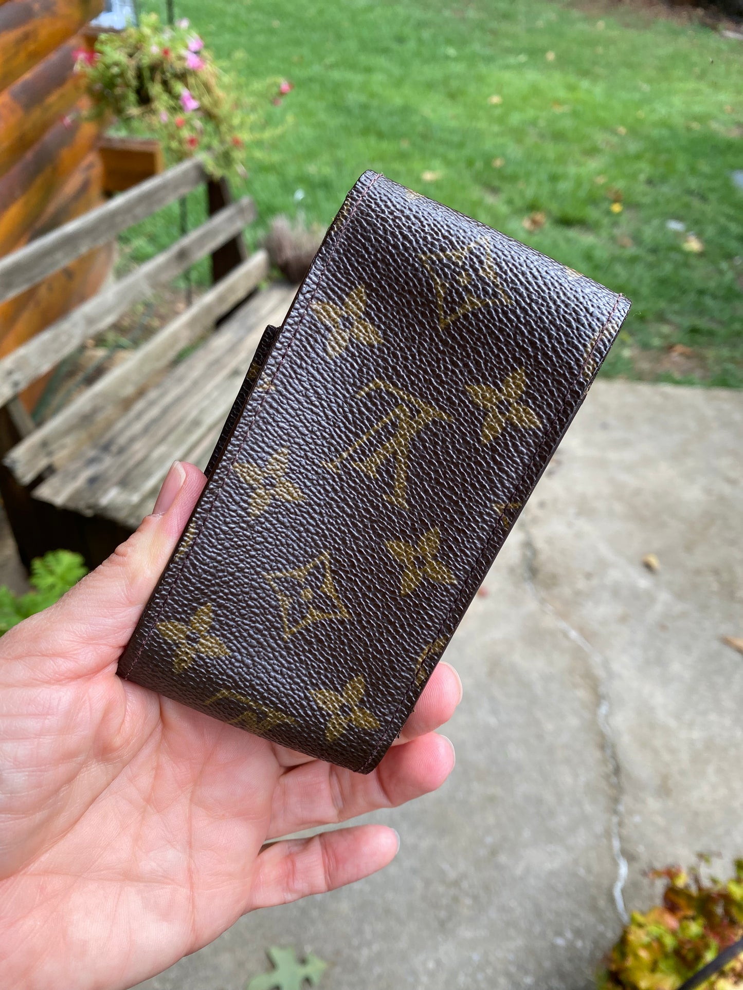 Preloved Accessories Case