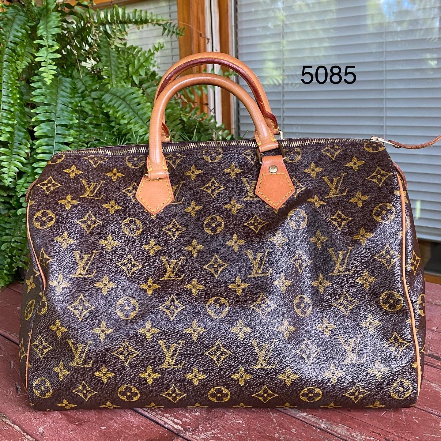 Preloved Speedy 35