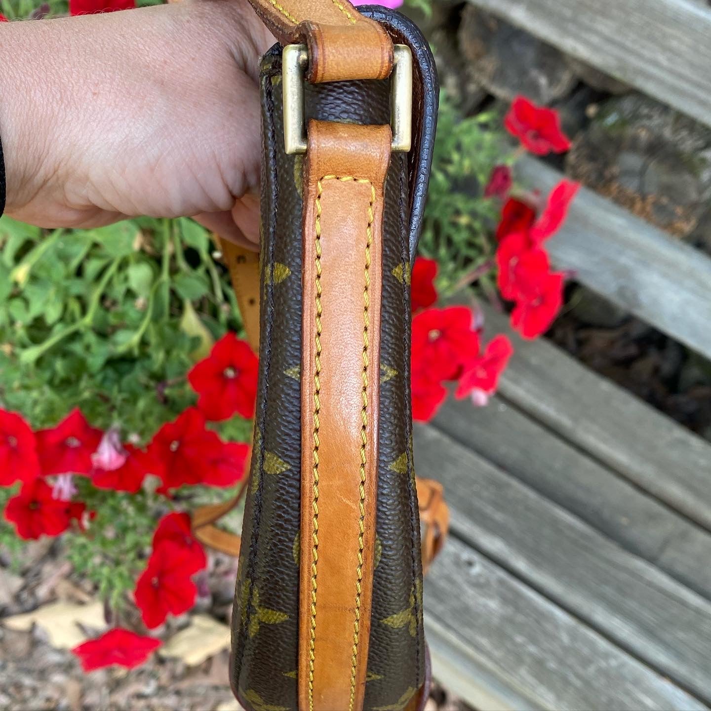 Preloved Vintage Chantilly PM