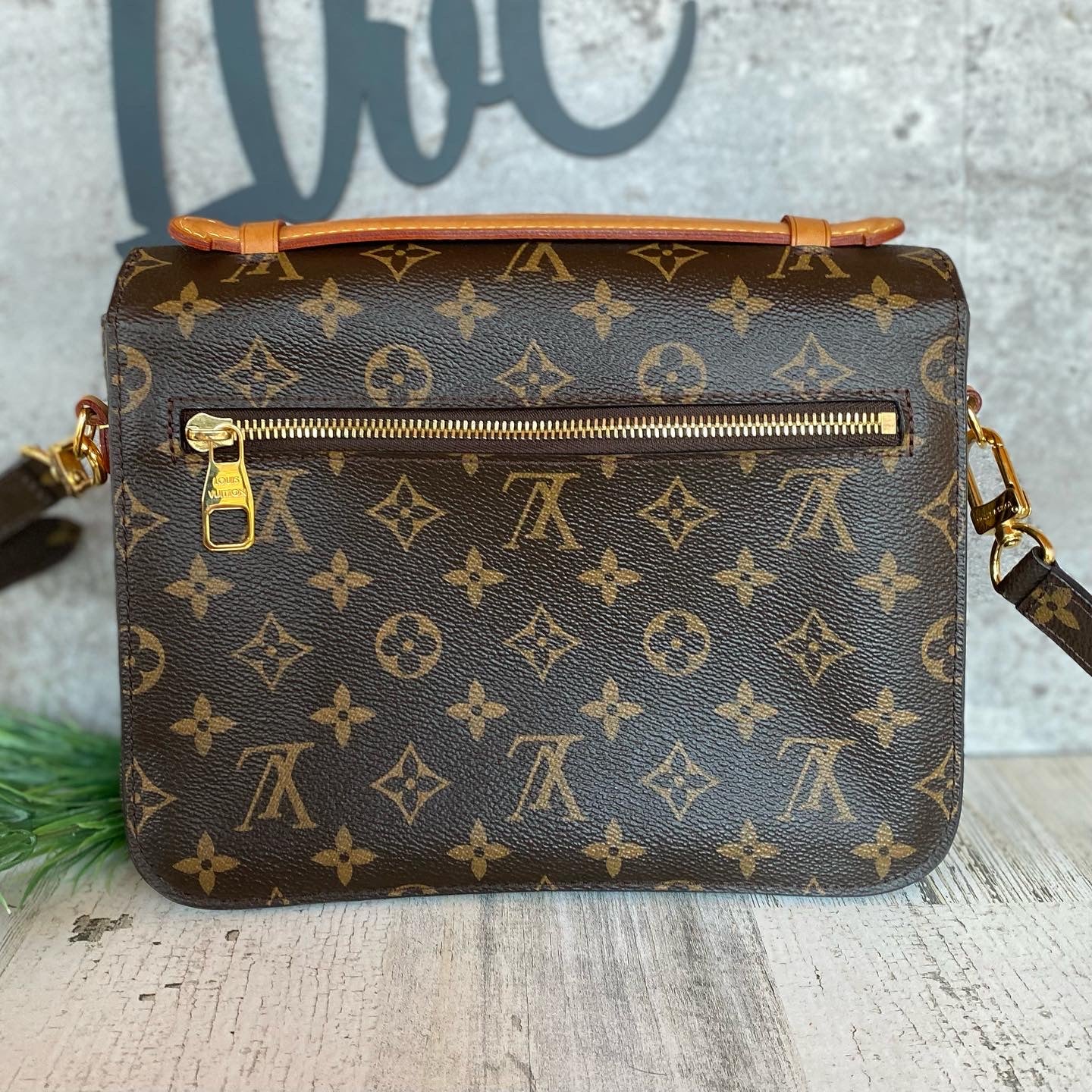 Preloved Pochette Metis Crossbody