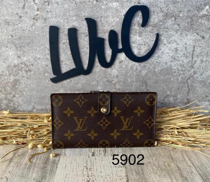 Preloved Continental Clutch Wallet