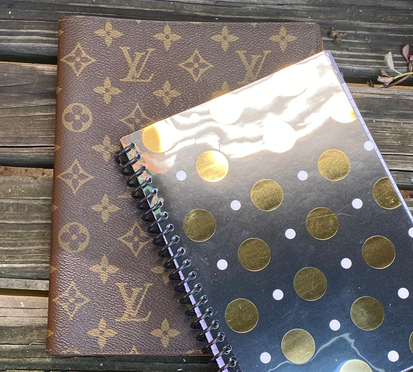 Preloved Agenda GM bureau monogram