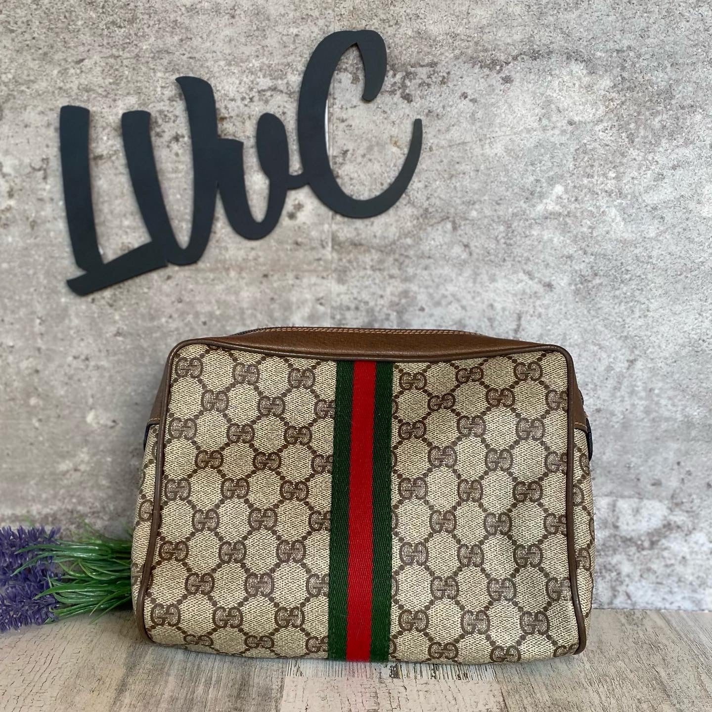 Preloved Authentic G G Clutch