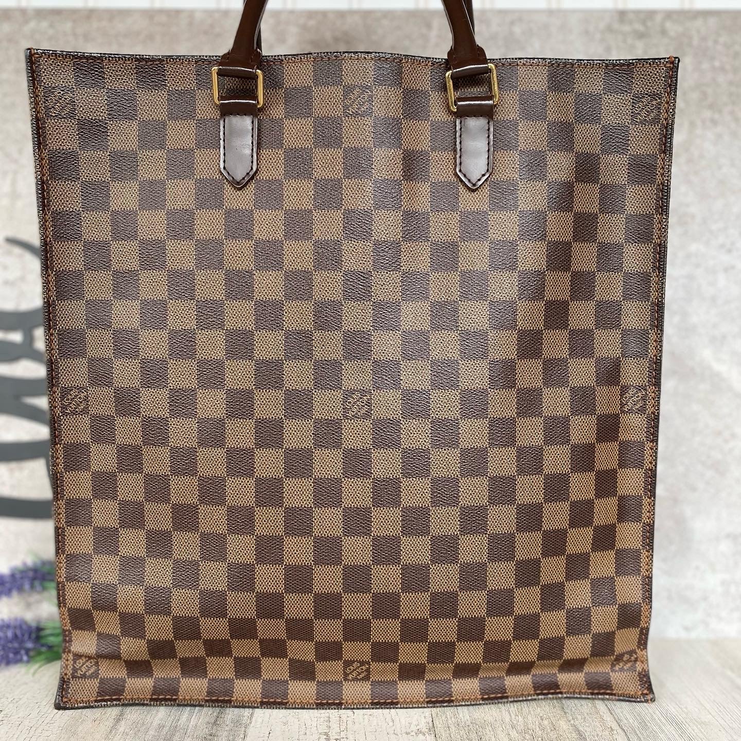 Preloved Sac Plat