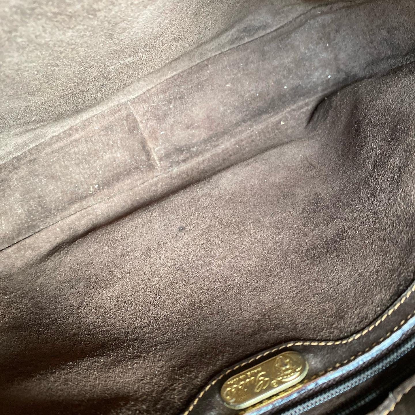 Preloved Authentic G G leather shoulder bag