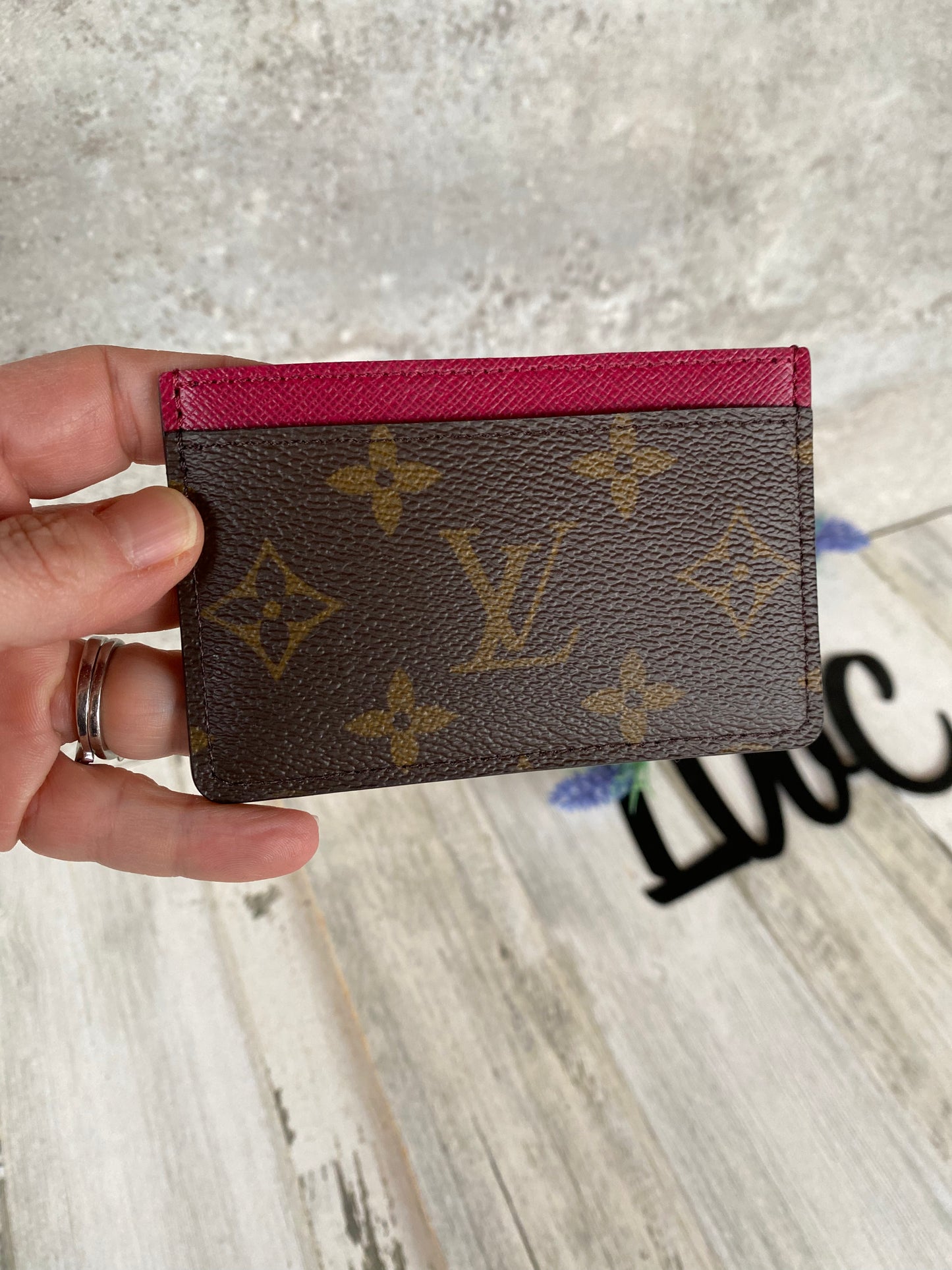 Preloved Authentic Porte Cartes Simple Card Case