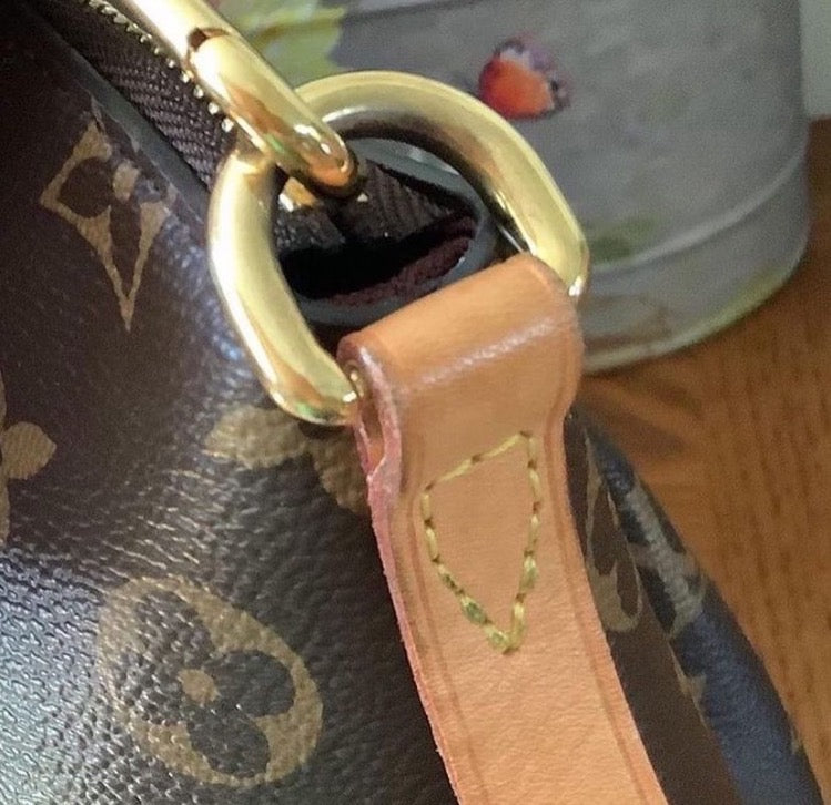 Authentic Preloved tvrenne Mm crossbody