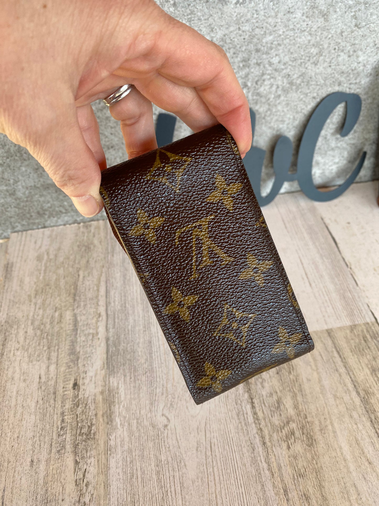 Preloved Accessories Case