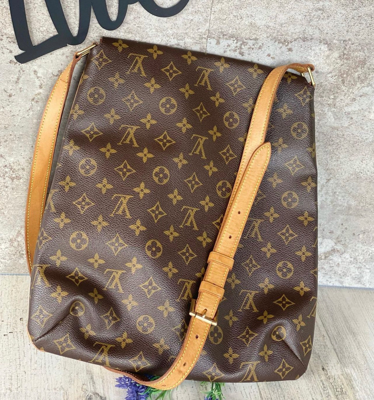 Preloved Musette GM Crossbody