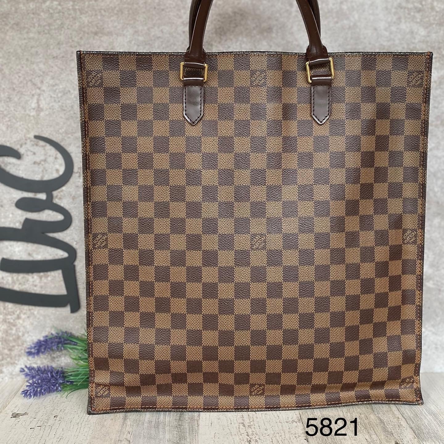 Preloved Sac Plat