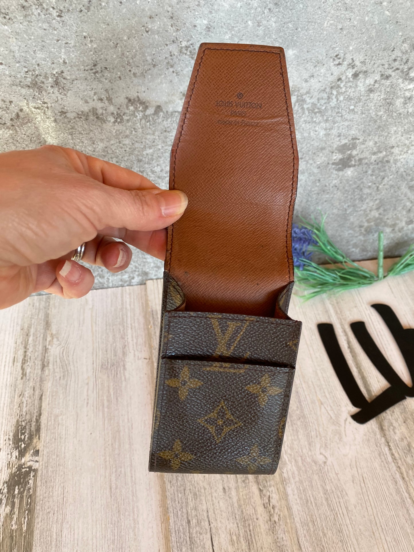 Preloved Accessories Case