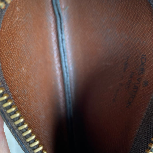 Preloved Authentic Pochette Cles