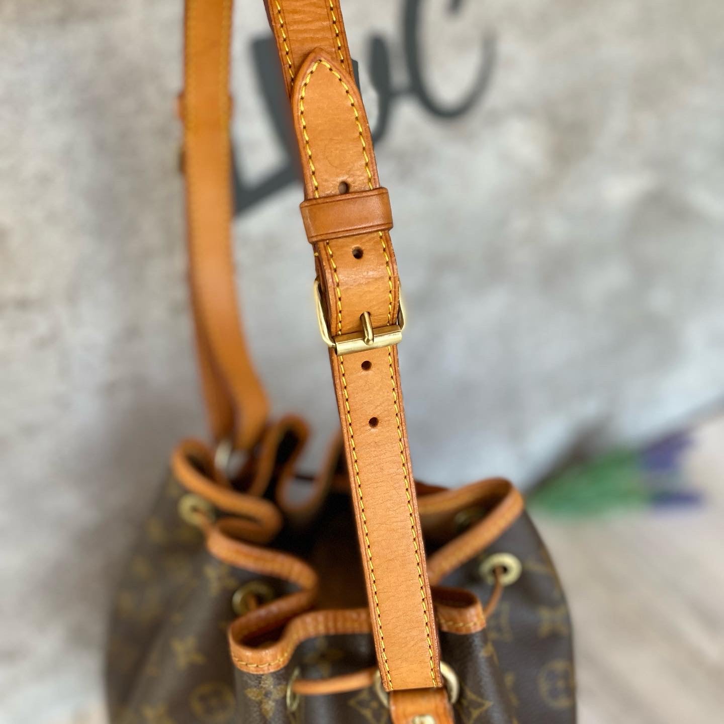Preloved Petit Noe